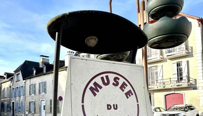 Musee Du Beret Boutique Du Beret   Laulhere Distribution Musee - Nay