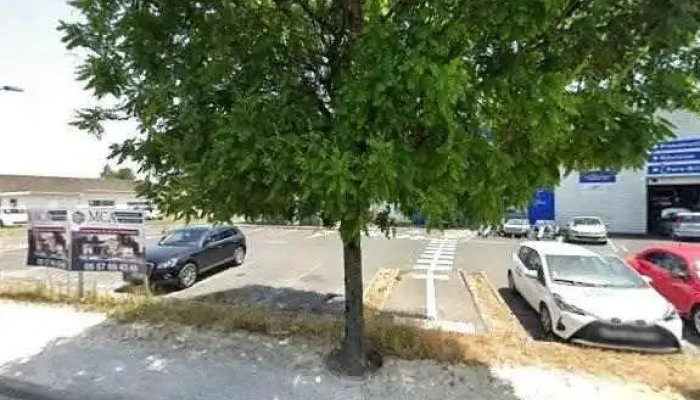 Norauto Coutras -  Street View Et 360deg - Coutras