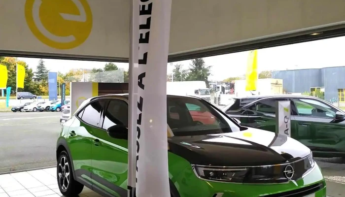Opel Chatellerault   Faurie Interieur - Châtellerault