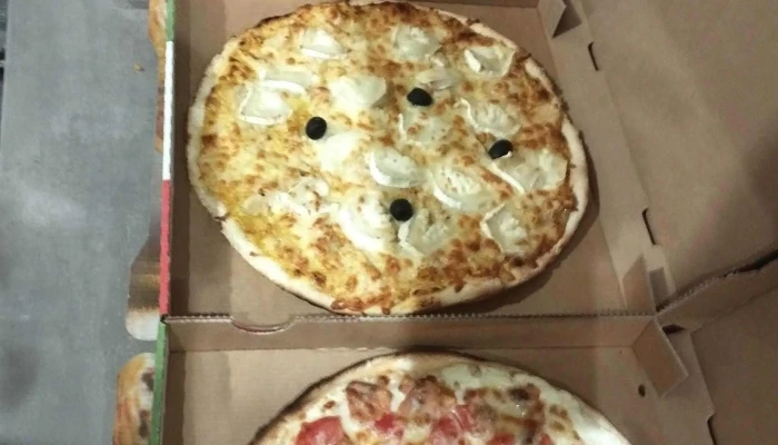 Pizzartix Plats Et Boissons - Artix