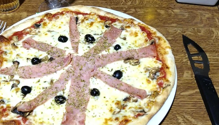 Pizzeria La Perla Pizza -  Promotion - Annesse-et-beaulieu