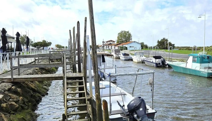 Port Daudenge Pres De Moi - Audenge