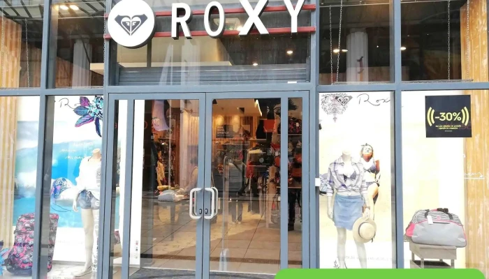 Quiksilver Roxy Dc Shoes - Av. De Lattre De Tassigny Lot 15-16