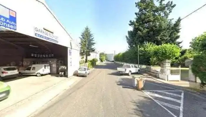 Recyclerie Souvenirs De Demain -  Street View Et 360deg - Coutras