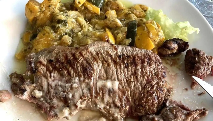 Relais Des Pyrenees Plats Et Boissons - Astaffort