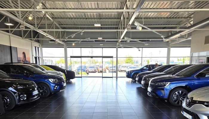 Renault Bordeaux Bruges -    Rrg Videos - Bruges