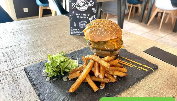 Renomets Bar Resto Pizzeria Plats Et Boissons - Aiffres