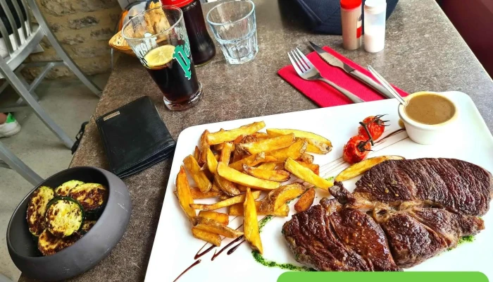 Restaurant A Table Steak - Brioux-sur-boutonne