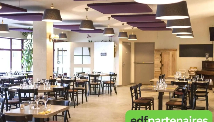 Restaurant A Table Tout - Brioux-sur-boutonne