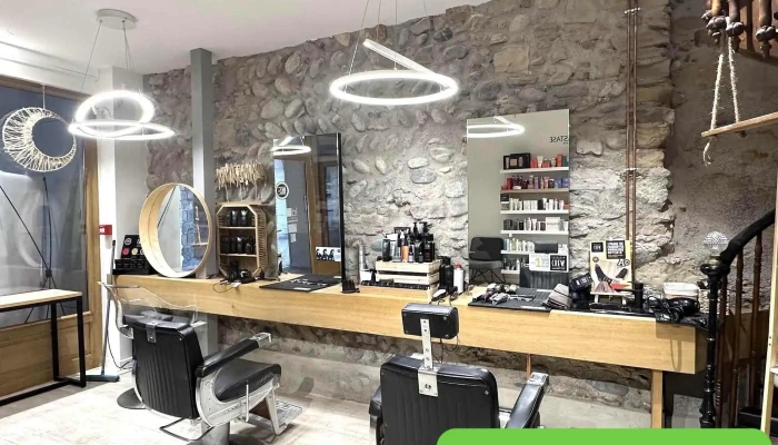 Salon B Maison De Beaute Coiffure Et Institut Interieur - Nay