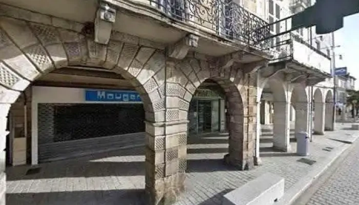 Salon B Maison De Beaute Coiffure Et Institut Street View Et 360deg - Nay