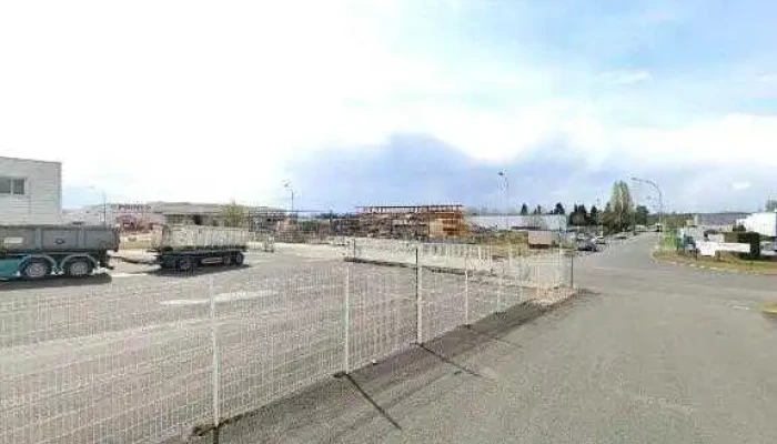 Scania Chatellerault France -  Street View Et 360deg - Châtellerault