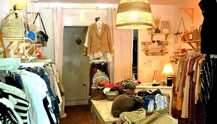 Soon Bassin -  Magasin De Vetements Pour Femmes - Arès