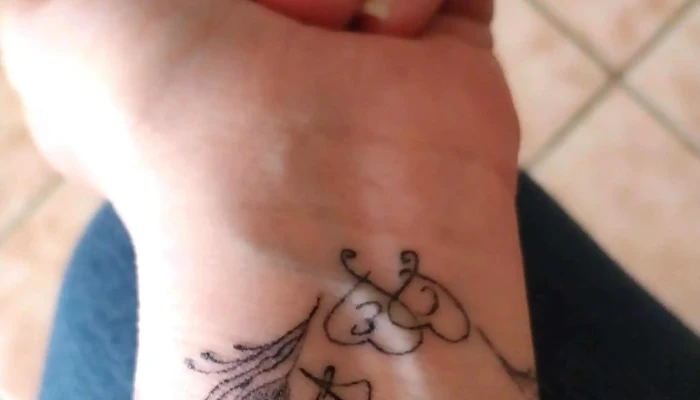 Sophie Art Tattoo -  Pres De Moi - Andilly