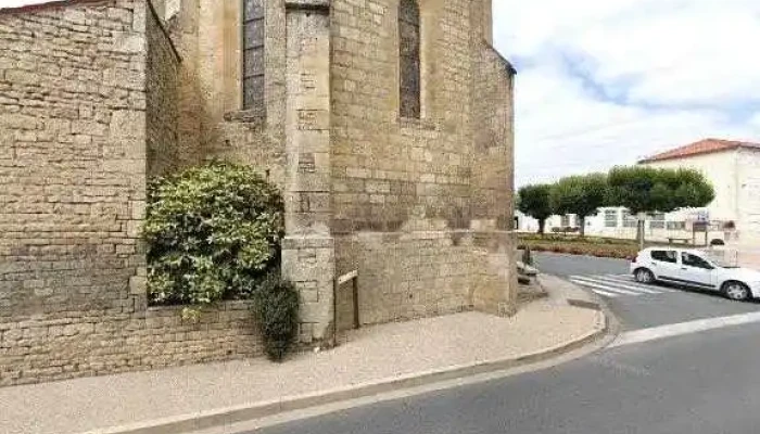 Styles Et Tendances -  Street View Et 360deg - Brioux-sur-boutonne