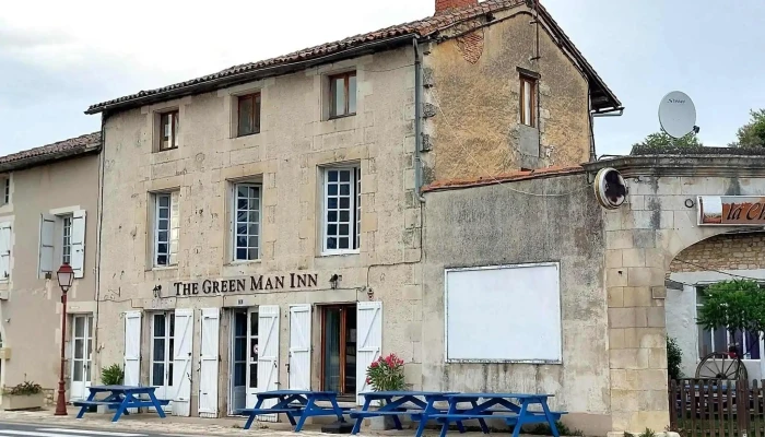The Green Man Inn -  Restaurant - Charroux