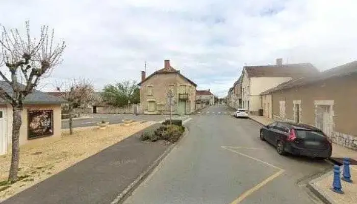 Toilettes Publiques -  Street View Et 360deg - Archigny