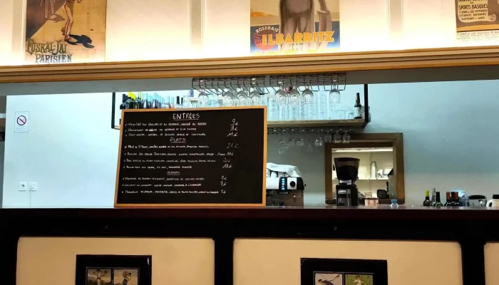 Trinketeko Ostatuabar Restaurant Du Trinquet Laduche Commentaires - Ascain